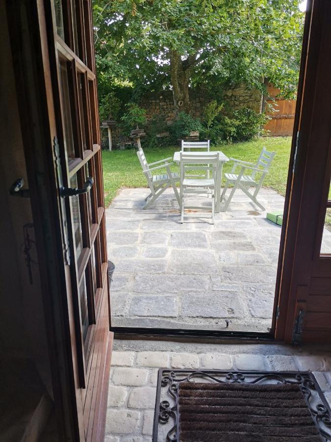 Domaine Des Maillets Bed and Breakfast Blot-l'Eglise Εξωτερικό φωτογραφία